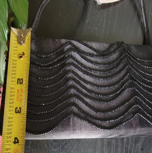 VICTORIA'S SECRET Tiny black Beaded purse. Nwt* - Picture 10 of 10